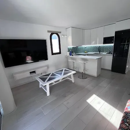 Casa Carmen Teguisol